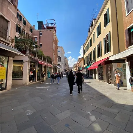 Apartment Friari Suite-luxury Apt. Close To Rialto Bridge *