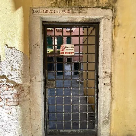 Friari Suite-luxury Apt. Close To Rialto Bridge Apartment *