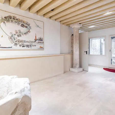 Διαμέρισμα Friari Suite-luxury Apt. Close To Rialto Bridge Βενετία