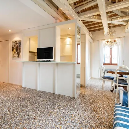 Friari Suite-luxury Apt. Close To Rialto Bridge