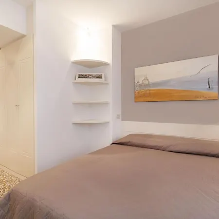 Apartment Friari Suite-luxury Apt. Close To Rialto Bridge